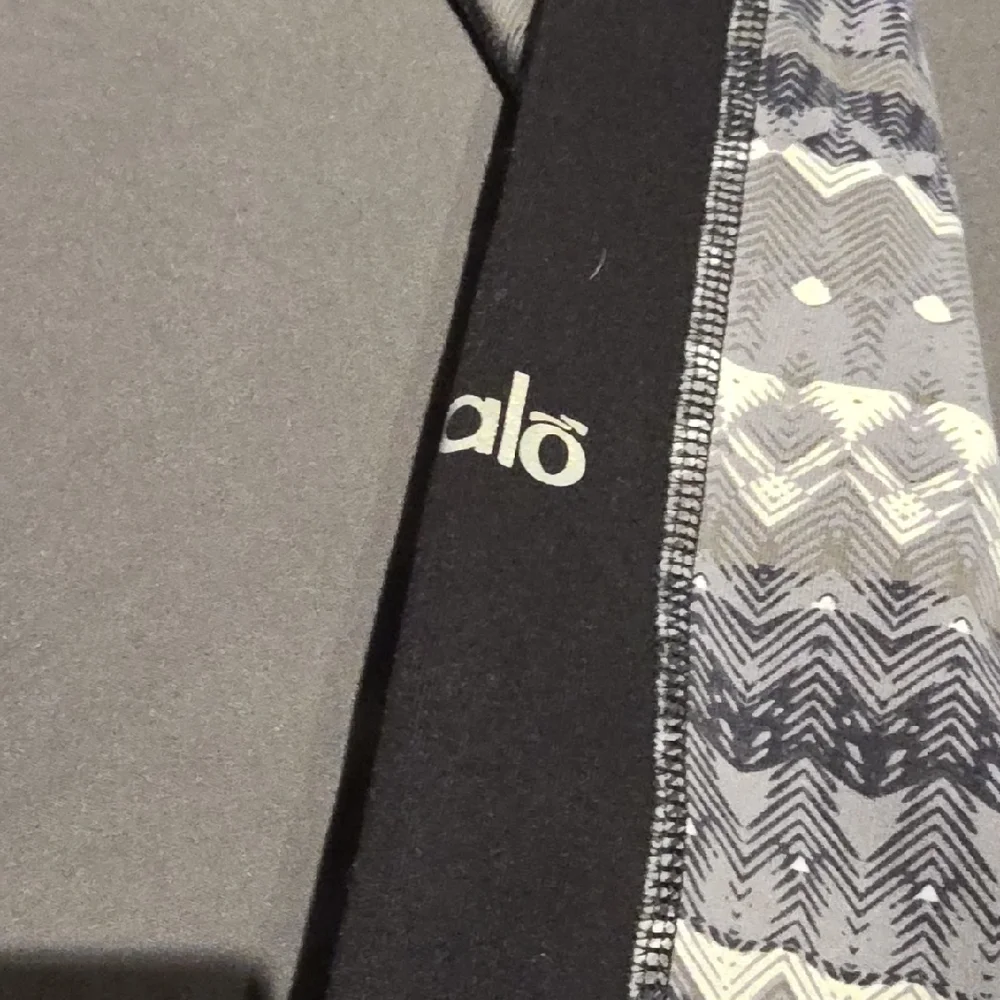 ALO Yoga chic alo